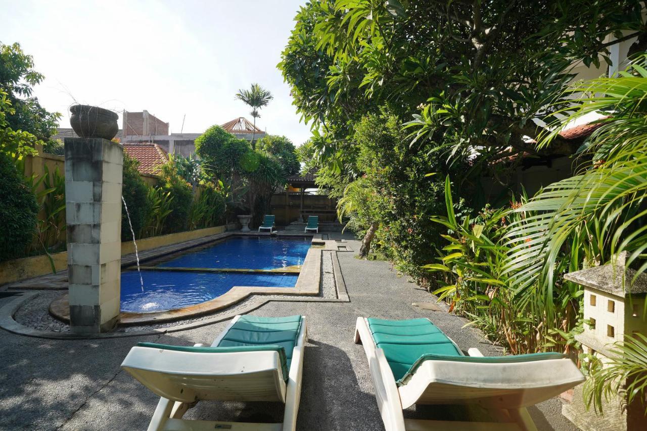 Hotel Oyo 2122 Puri Sanur Esterno foto