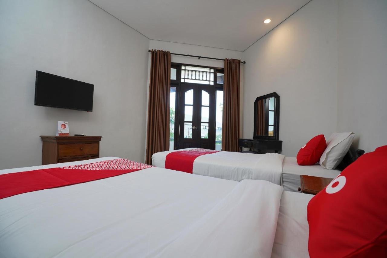 Hotel Oyo 2122 Puri Sanur Esterno foto