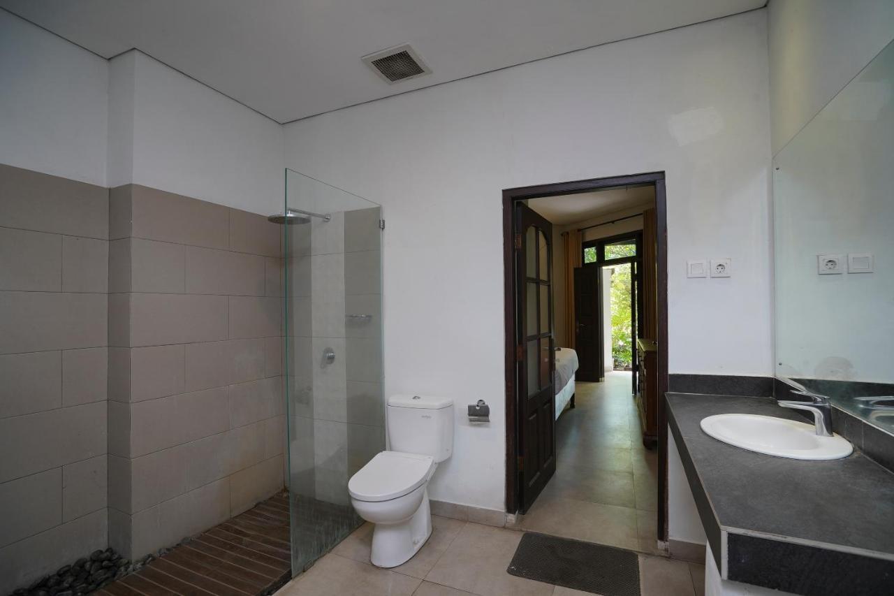 Hotel Oyo 2122 Puri Sanur Esterno foto