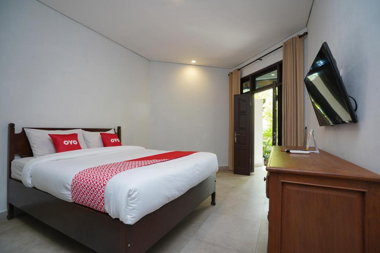 Hotel Oyo 2122 Puri Sanur Esterno foto